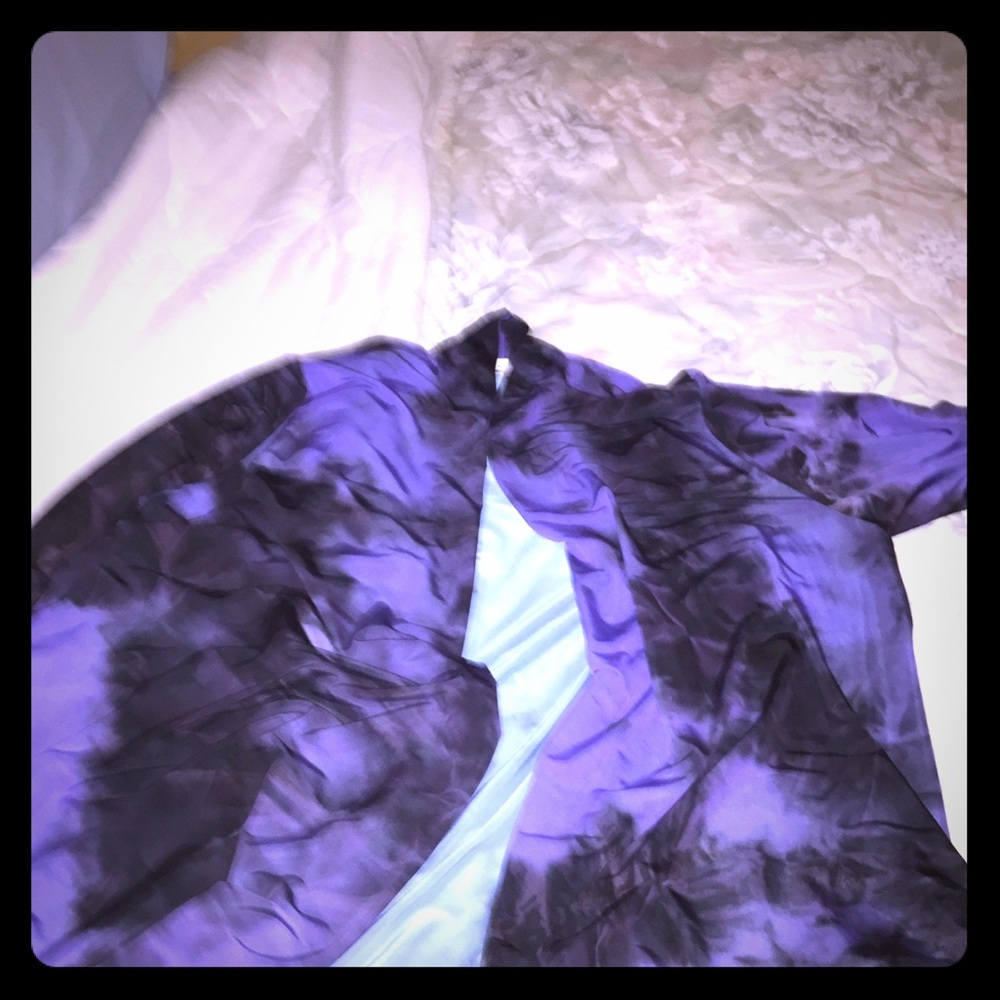 Polyester and spandex light weight jacket